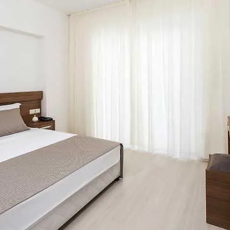 Ξενοδοχείο Troy Boutique Hotel&suites&spa 2*