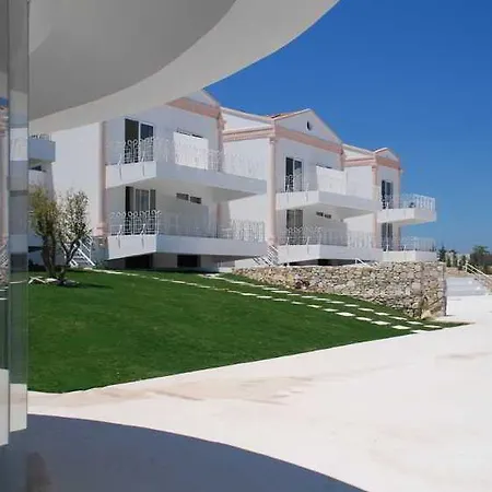 Ξενοδοχείο Troy Boutique Hotel&suites&spa