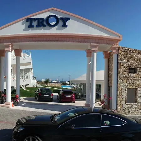 Troy Boutique Hotel&suites&spa 2*